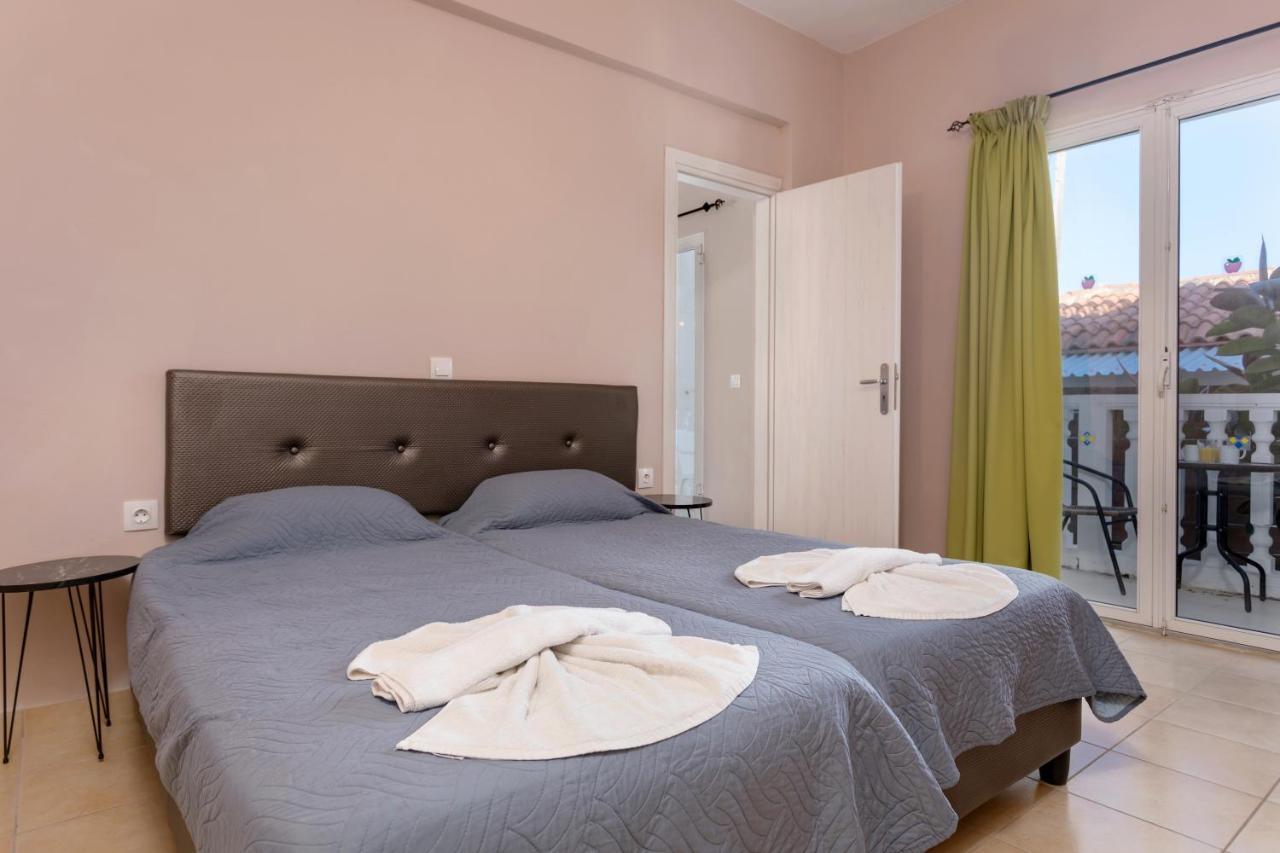 Mare Blu Studios & Suites Laganas Exterior photo