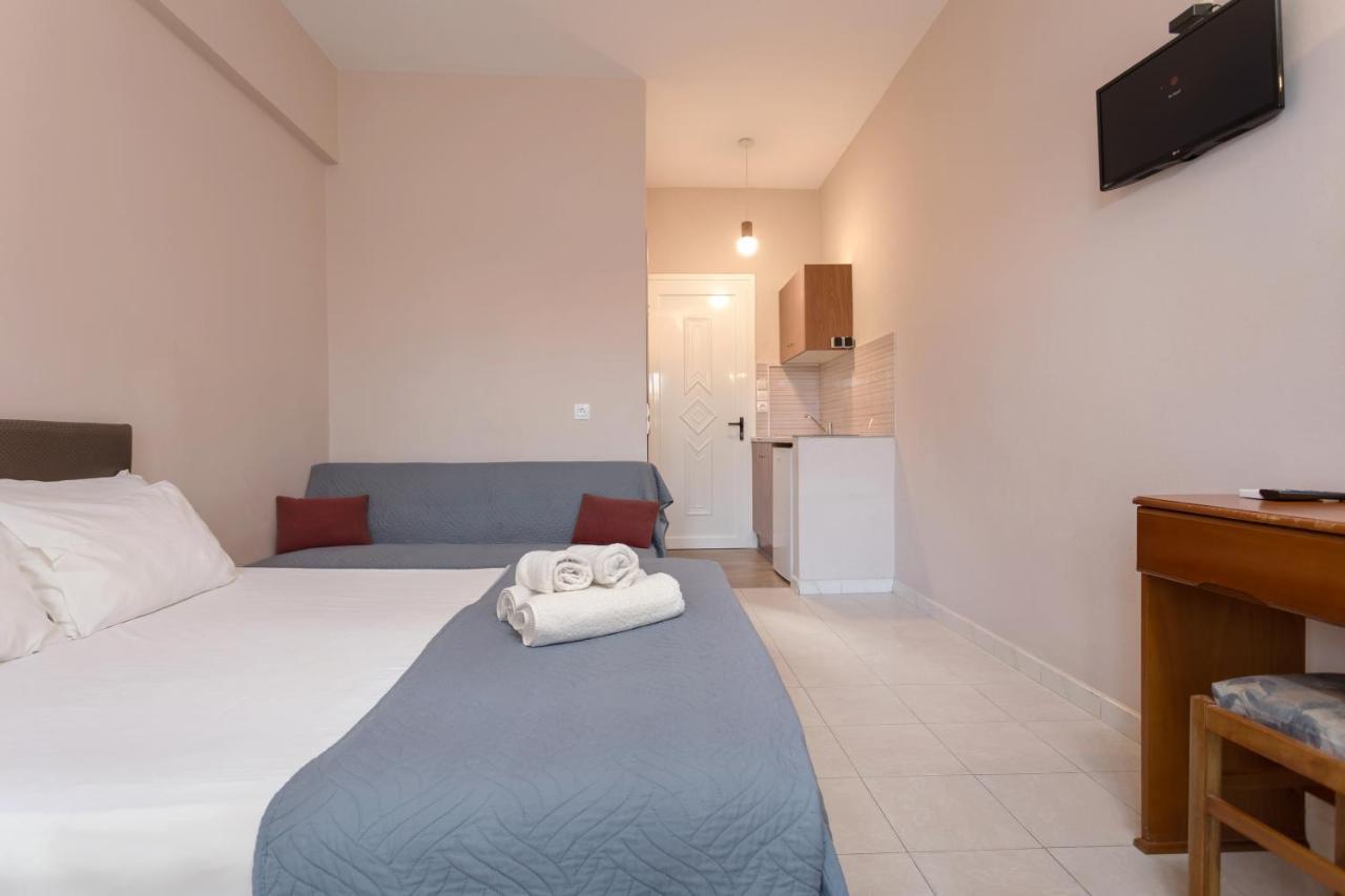 Mare Blu Studios & Suites Laganas Exterior photo
