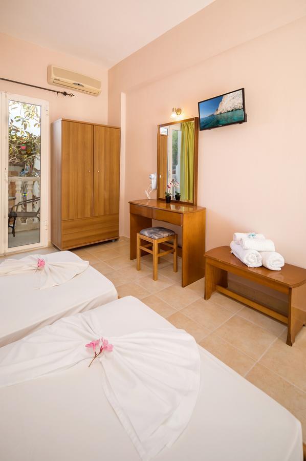 Mare Blu Studios & Suites Laganas Exterior photo